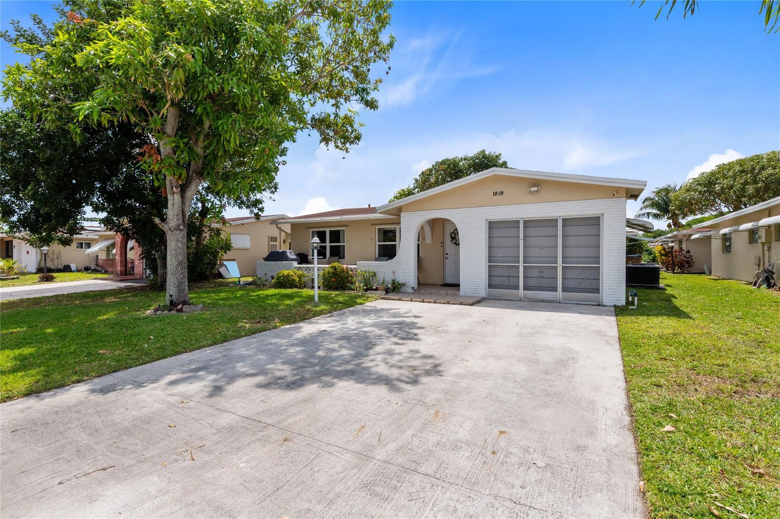 1010 NW 49th Court, Deerfield Beach, FL 33064 photo 4