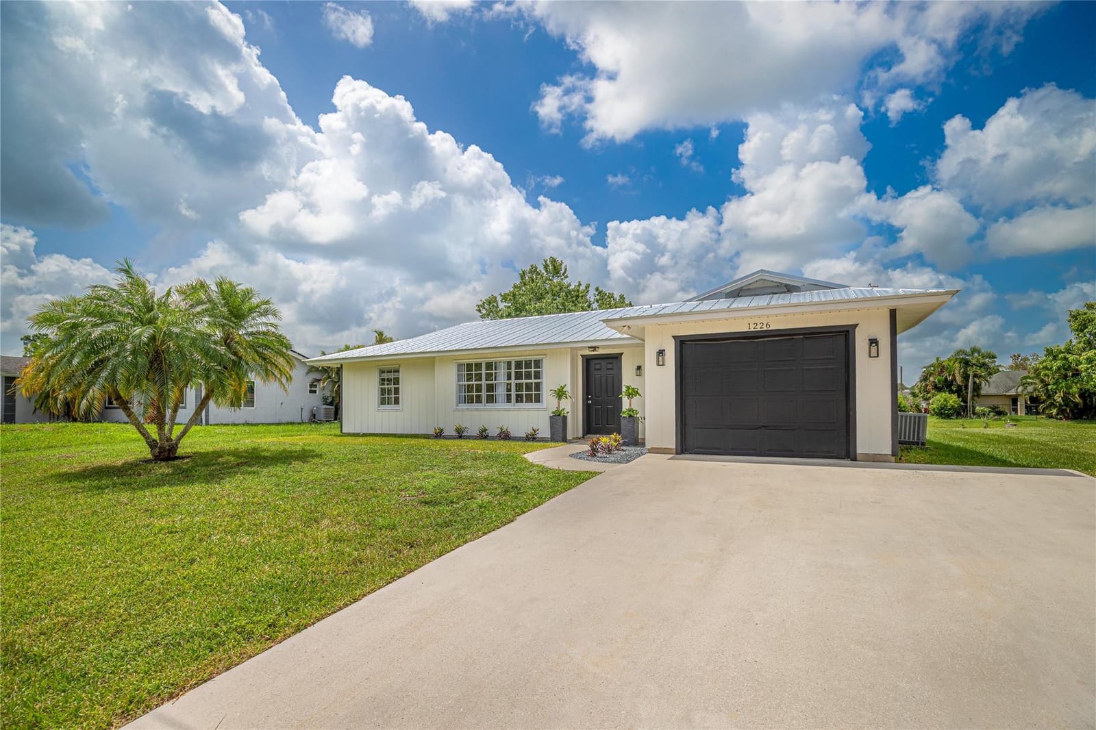 1226 SW Emerald Avenue, Port St. Lucie, FL 34953 photo 6