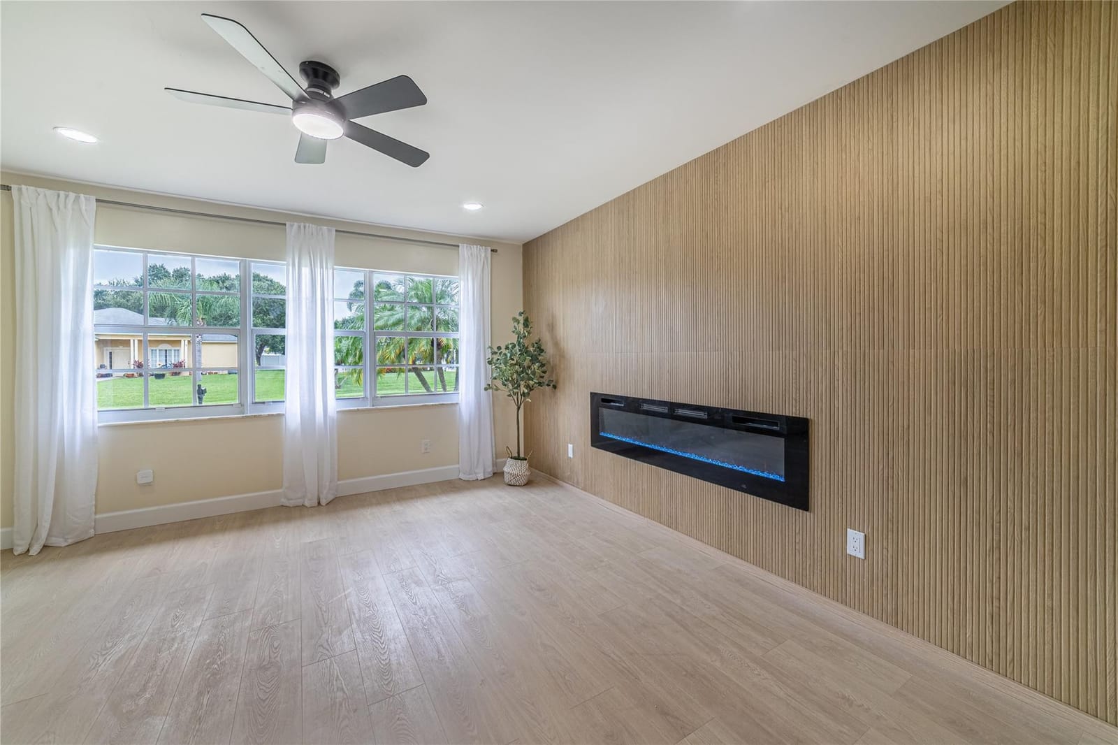 1226 SW Emerald Avenue, Port St. Lucie, FL 34953 photo 9