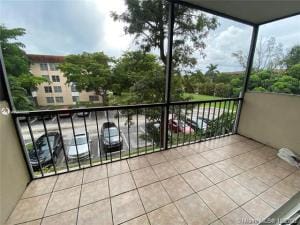 4166 Inverrary Drive 303 — photo 2