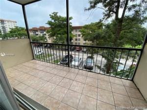 4166 Inverrary Drive 303 — photo 3