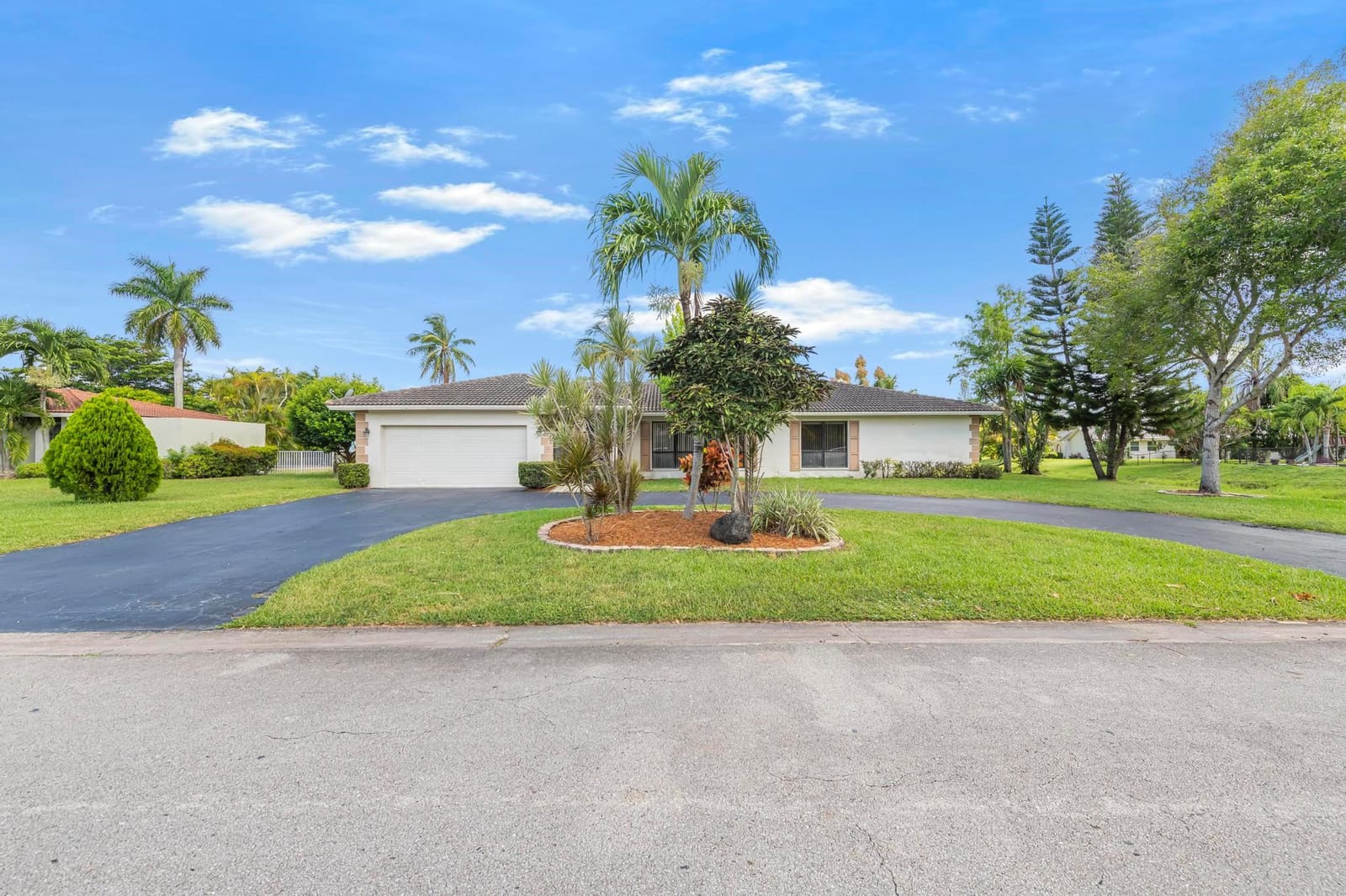 2640 NW 115th Drive, Coral Springs, FL 33065
