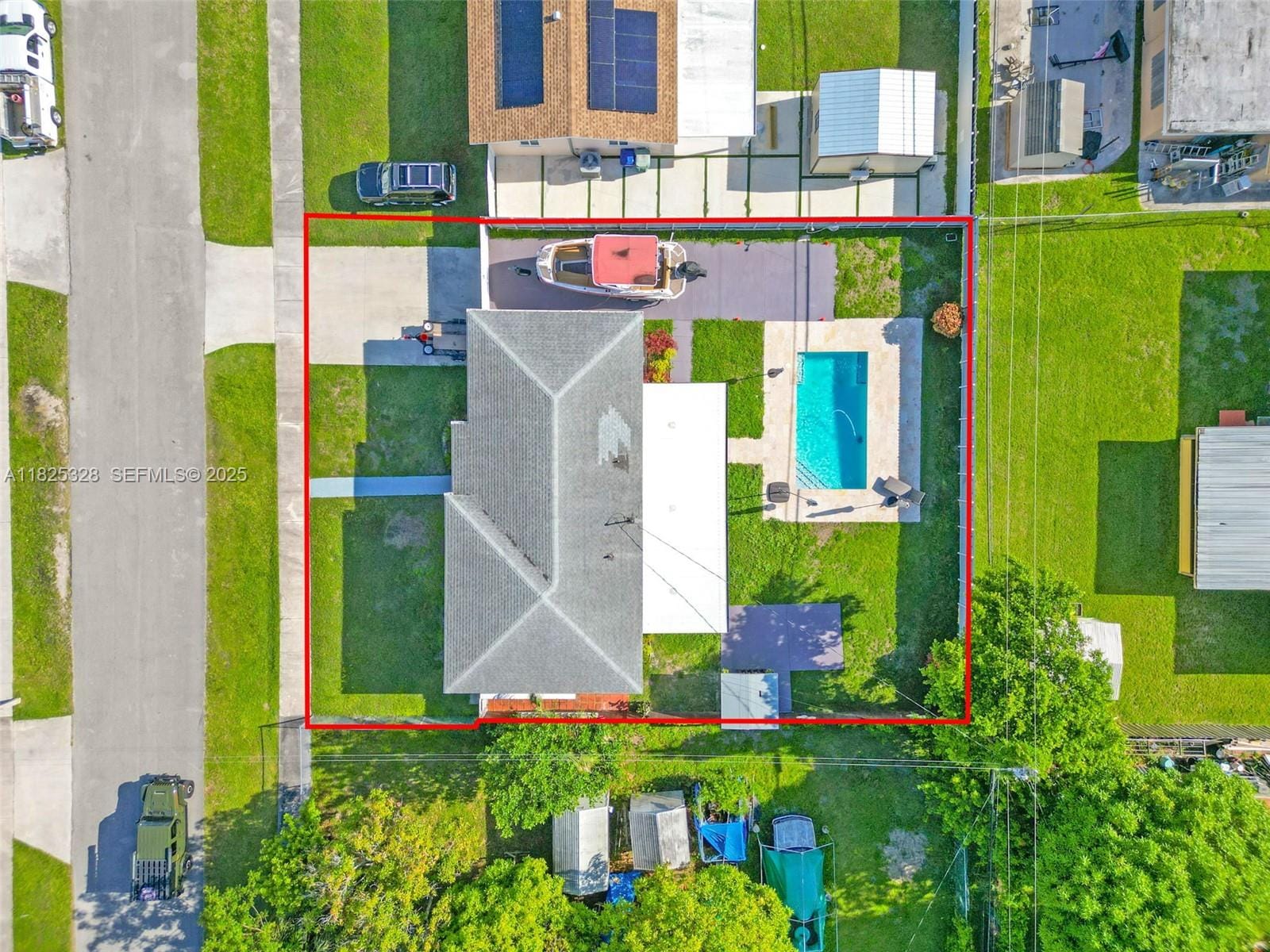 15041 Pierce Street, Miami, FL 33176 photo 11