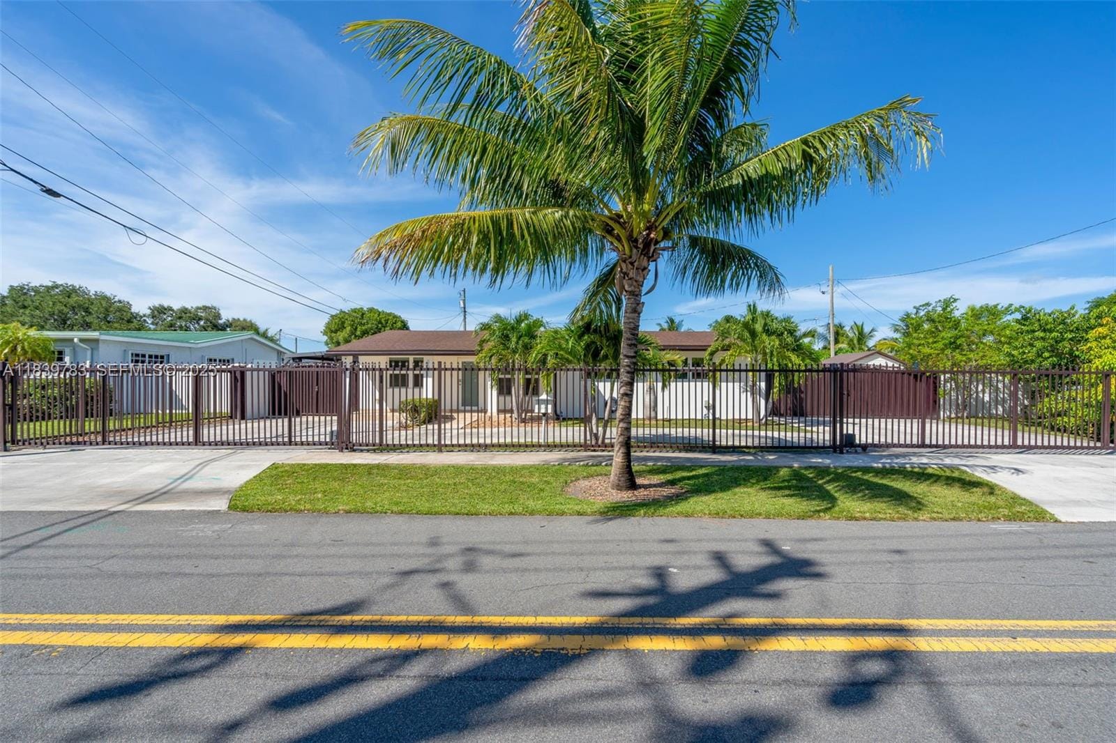3501 Fairfax Drive, Fort Lauderdale, FL 33312