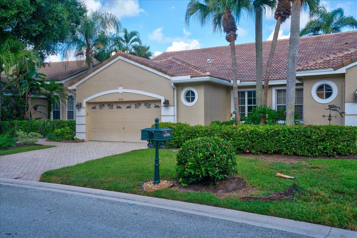 4602 Carlton Golf Drive — photo 5