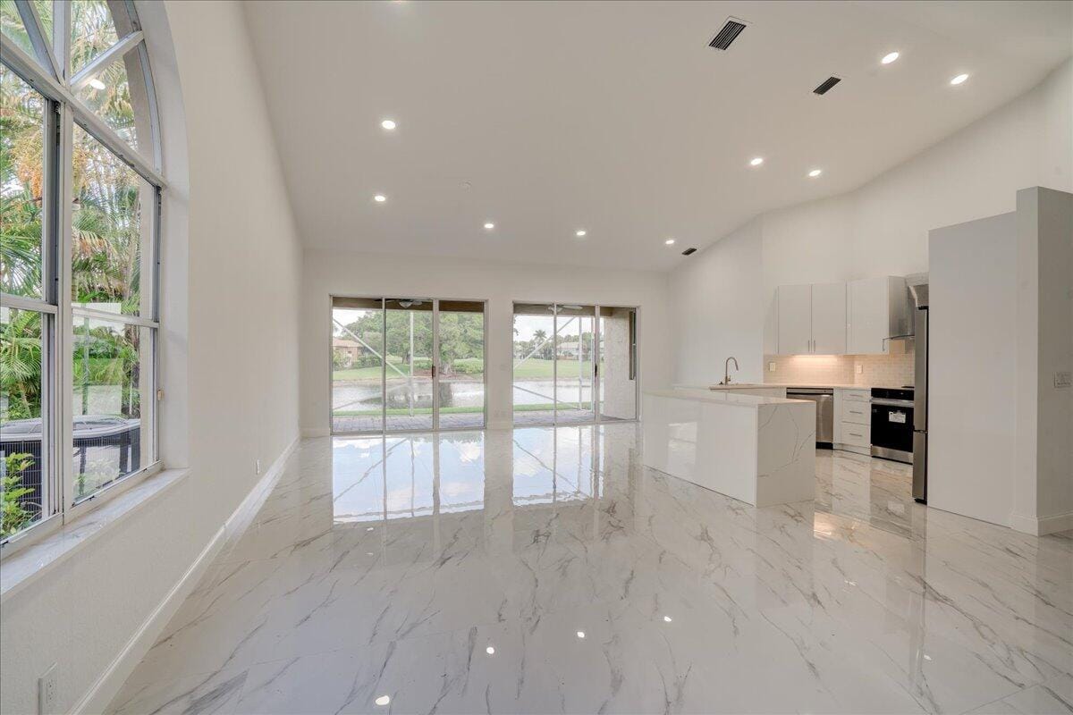 4602 Carlton Golf Drive — photo 9