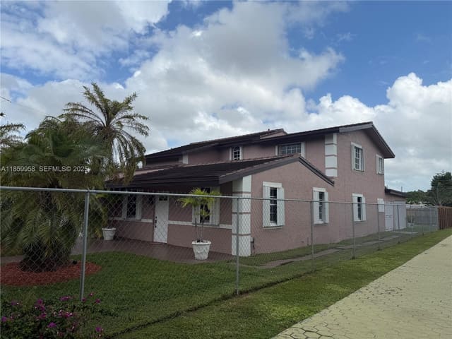 21375 SW 122nd Avenue, sold in Dixie Pines 2nd Rev, Miami, FL