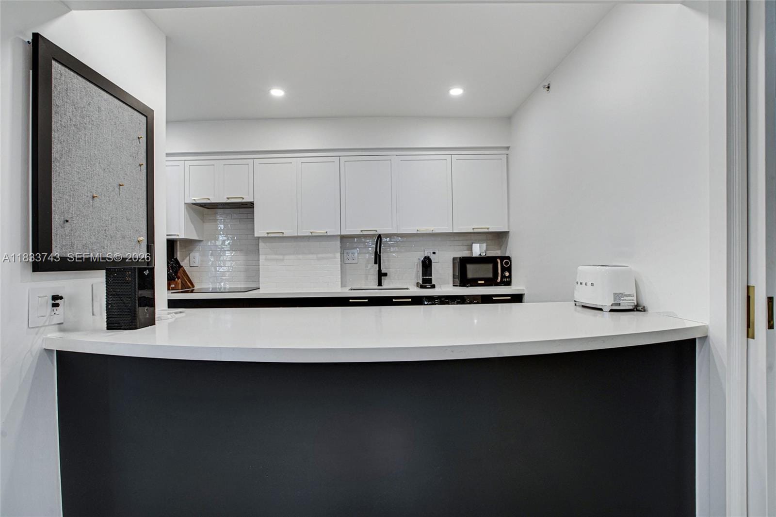 1621 Collins Avenue 504, Miami Beach, FL 33139 photo 9