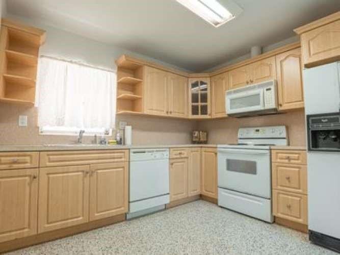 3210 SW 118th Court — photo 2