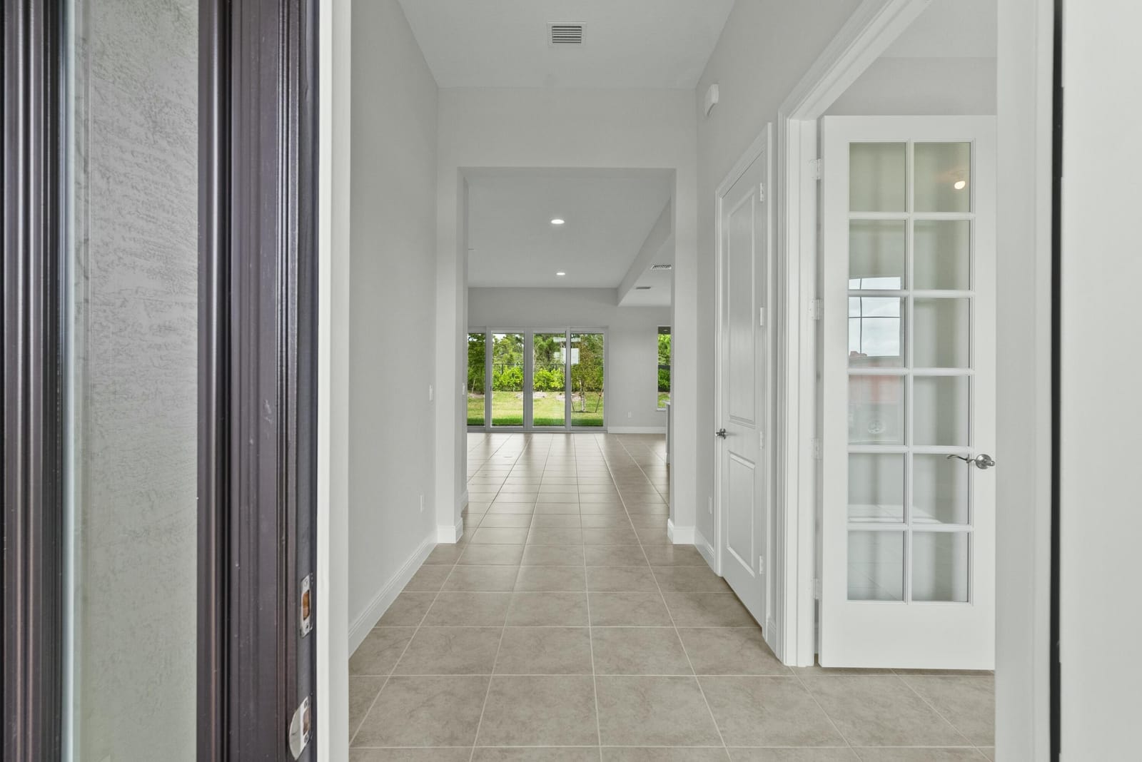 6435 High Pointe Circle, Vero Beach, FL 32967 photo 4
