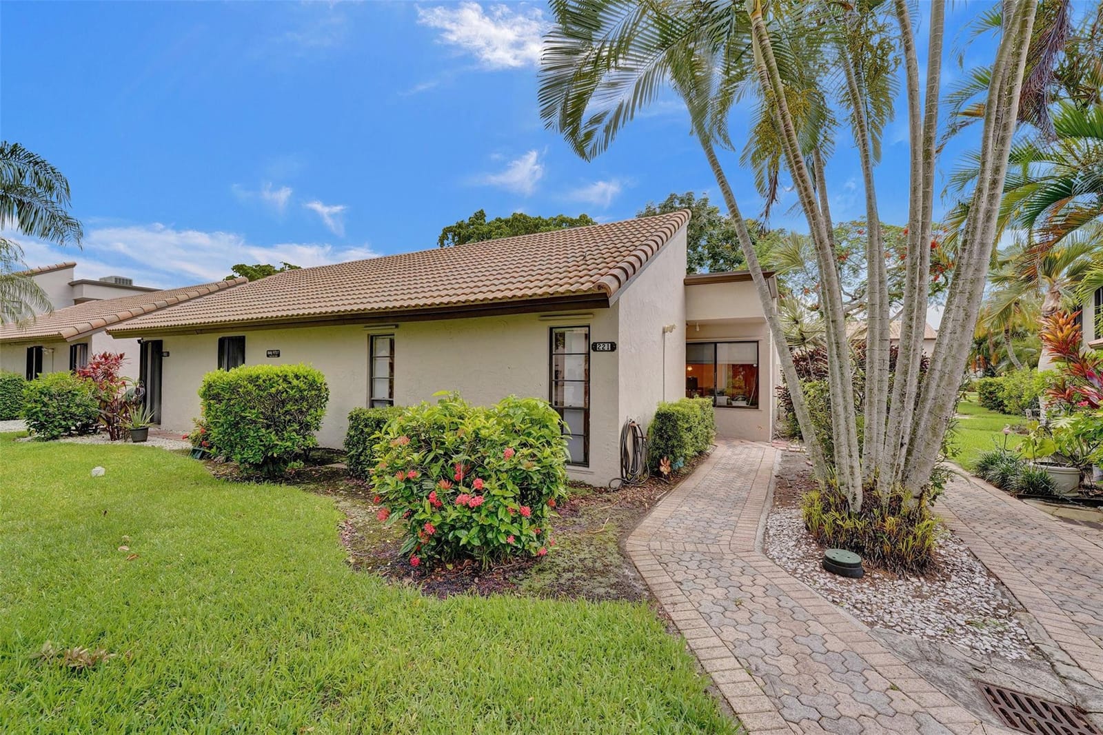 9707 N New River Canal Road 221, Plantation, FL 33324