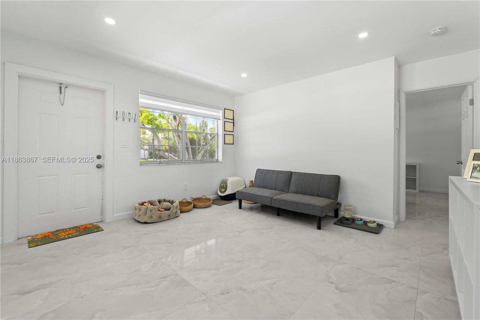 2100 N 14th Avenue — photo 12