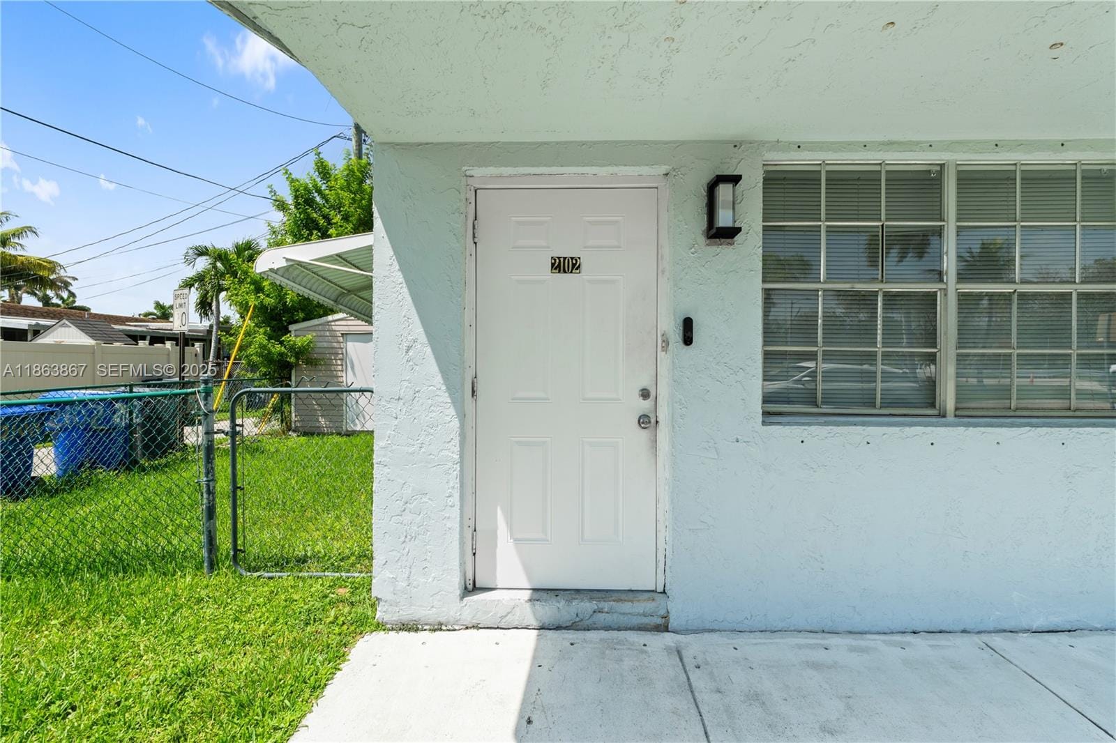 2100 N 14th Avenue — photo 3