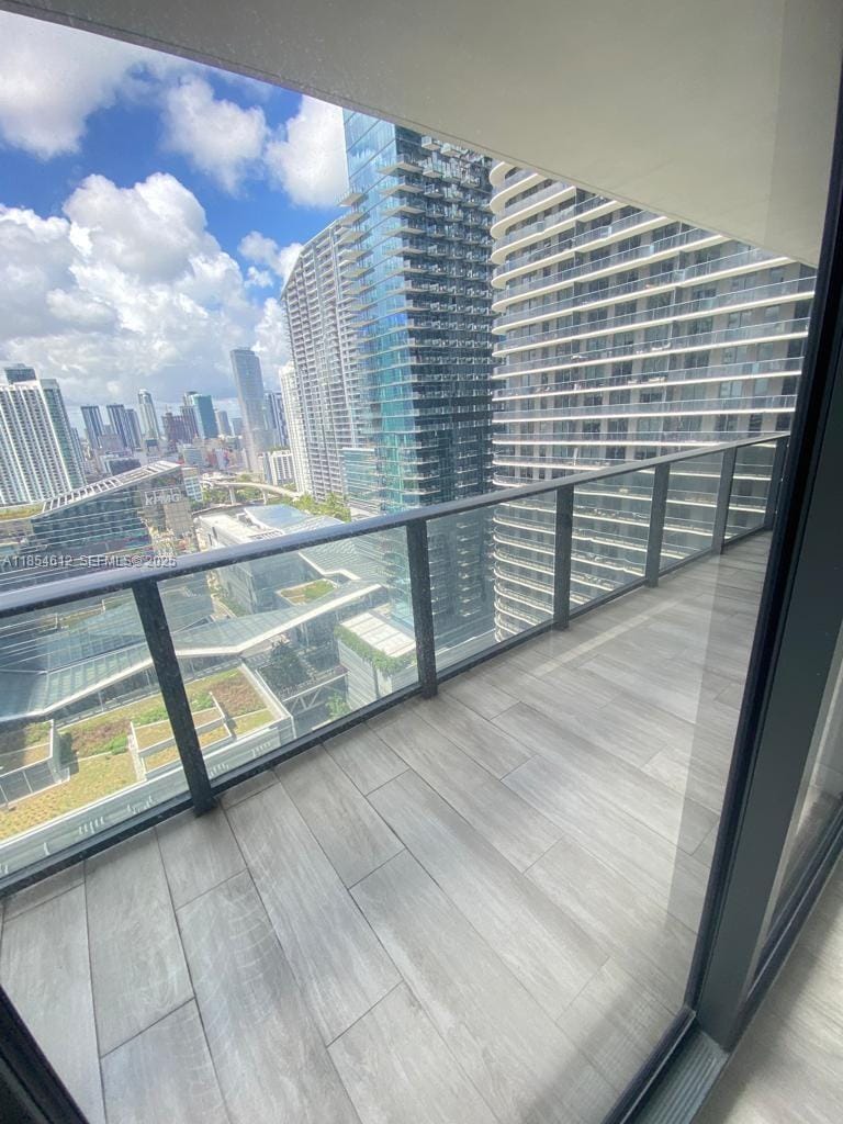 1 bedroom home for sale at 45 9th, Miami, FL 33130 — $470,000
