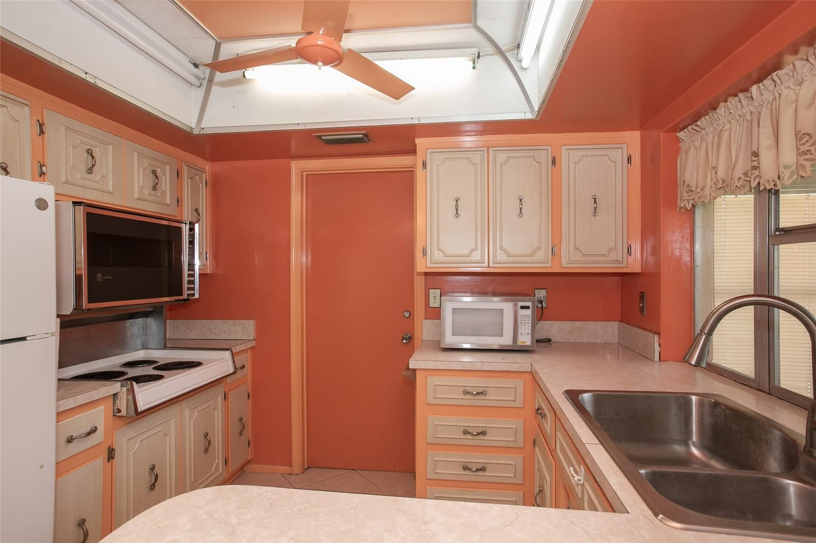 5402 NW 23rd Avenue, Fort Lauderdale, FL 33309 photo 5