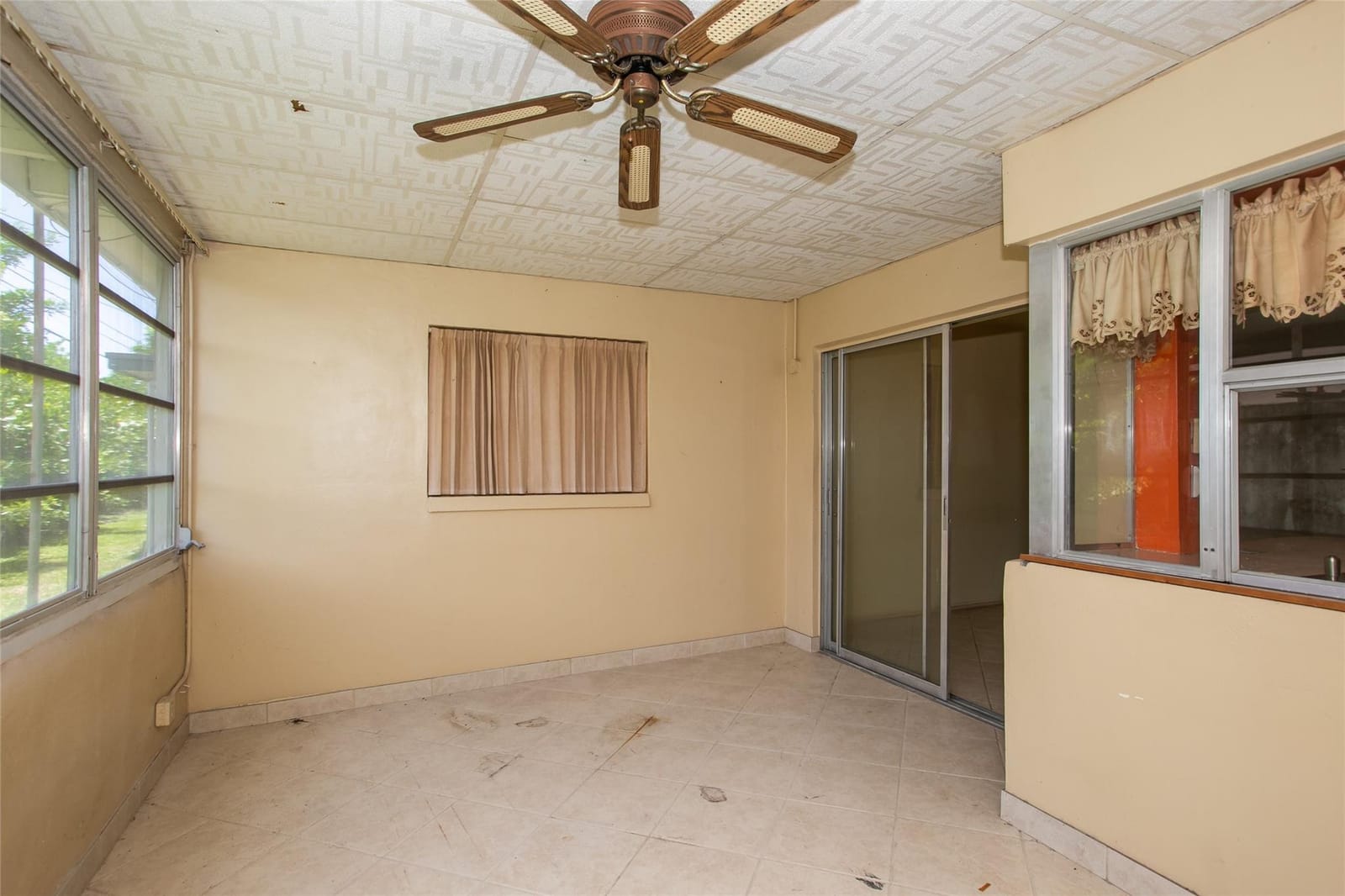 5402 NW 23rd Avenue, Fort Lauderdale, FL 33309 photo 6