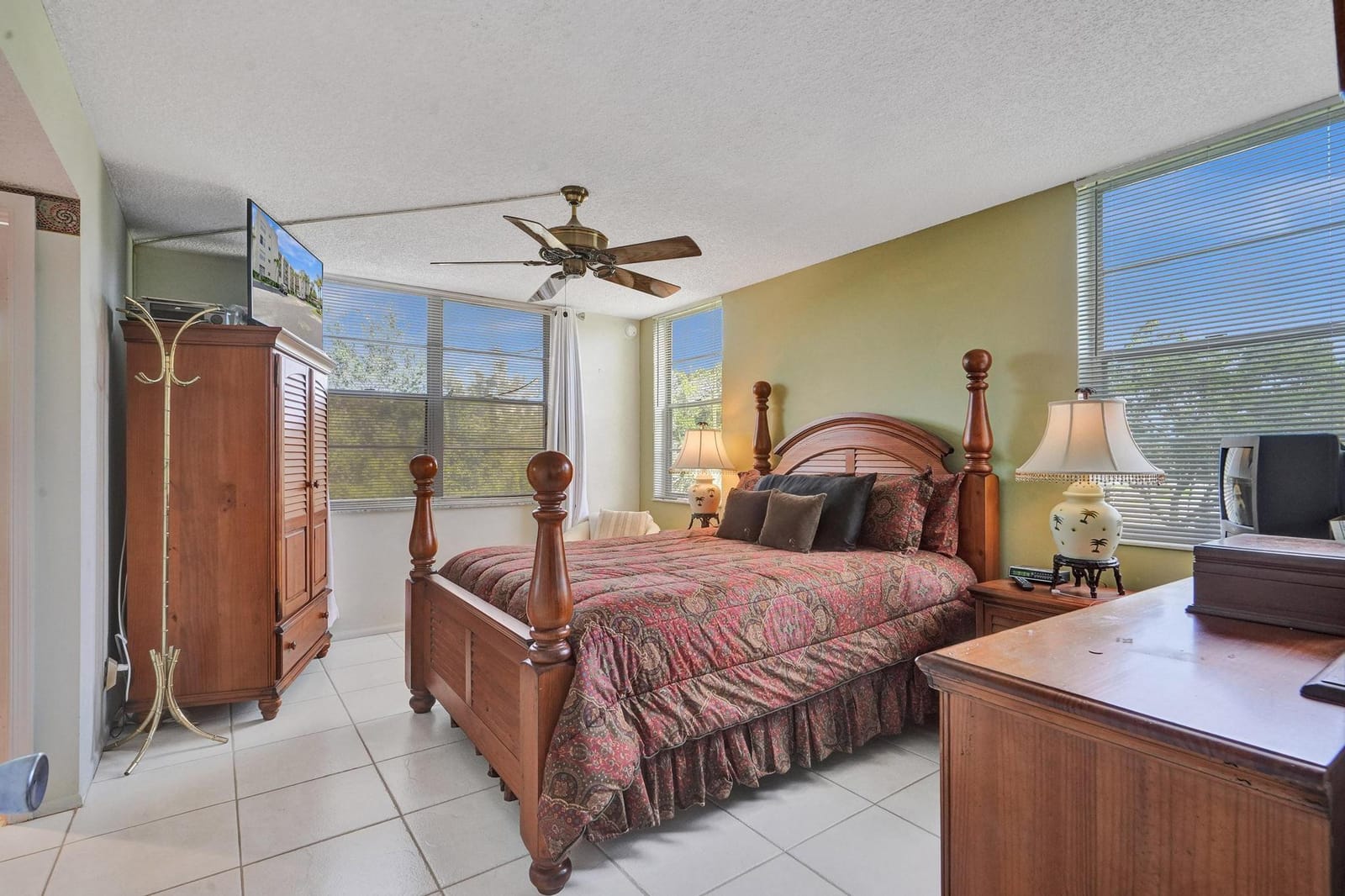 9340 Lagoon Place 309, Davie, FL 33324 photo 17