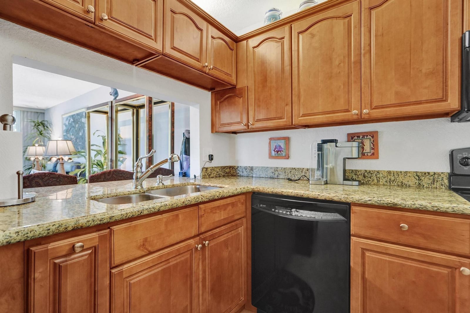 9340 Lagoon Place 309, Davie, FL 33324 photo 5