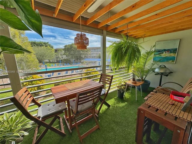 2201 Lucaya Bend D2, sold in Lucaya Village 2 B, Coconut Creek, FL