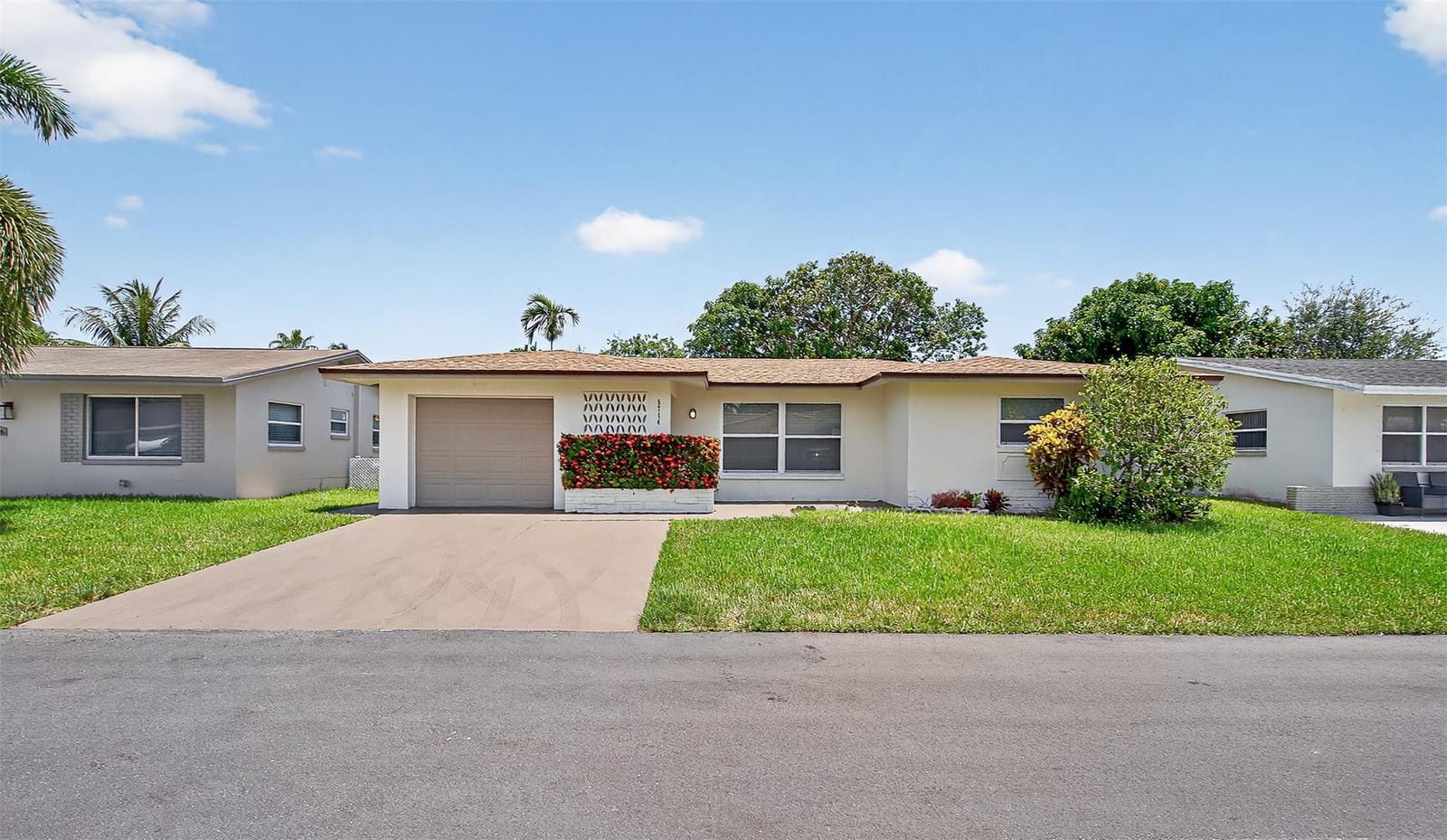 5714 NW 70th Terrace, Tamarac, FL 33321