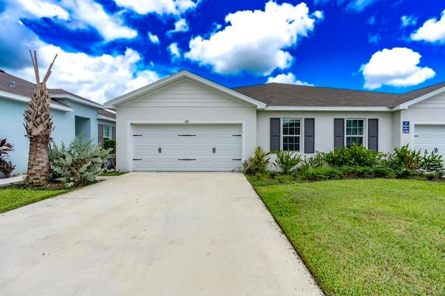 252 Raspberry Road, Fort Pierce, FL 34981