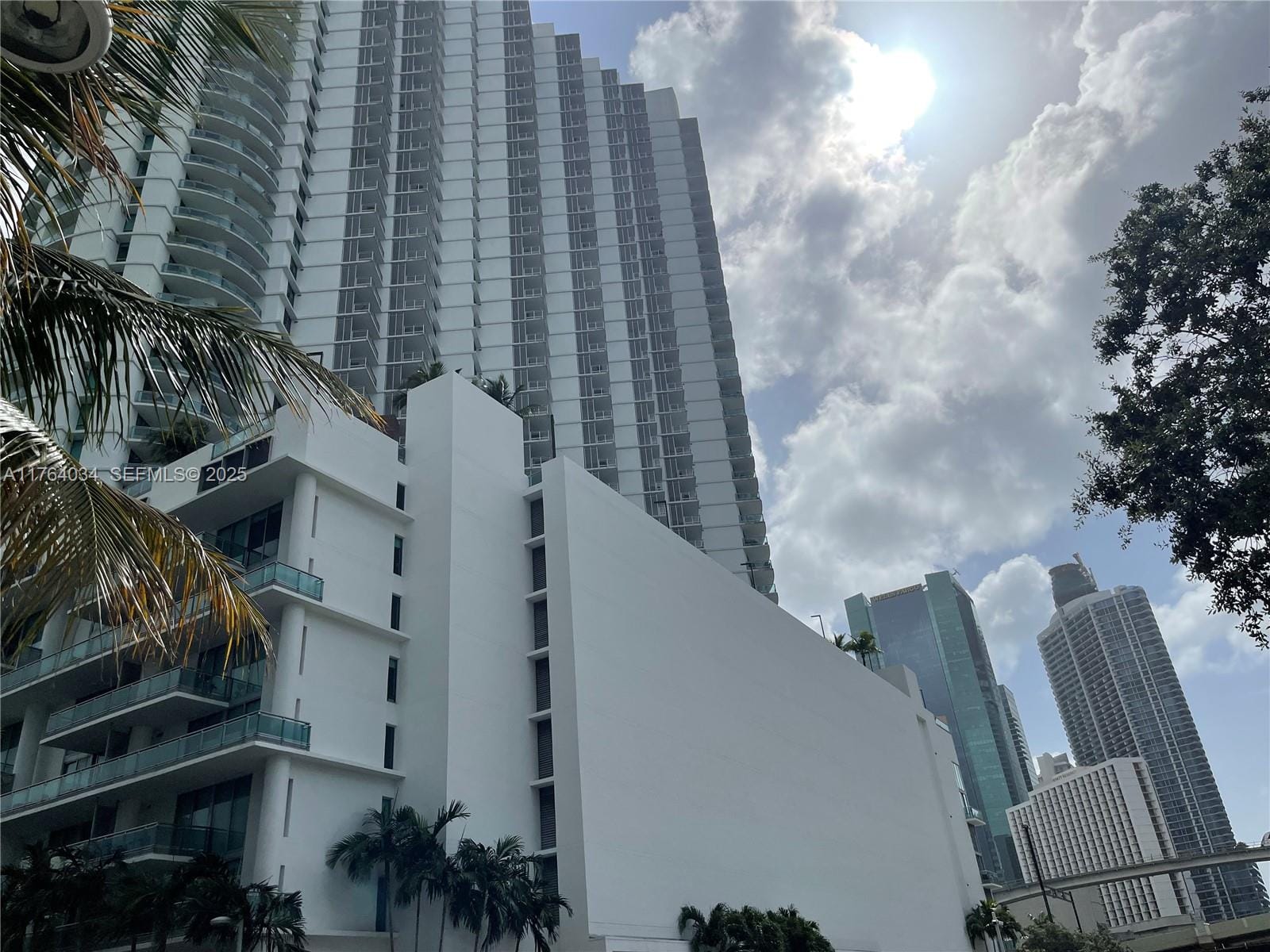 350 S Miami Avenue 2712, Miami, FL 33130 photo 2