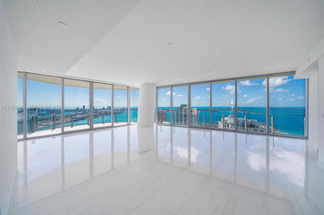 300 Biscayne Blvd Way 4301, Miami, FL 33131