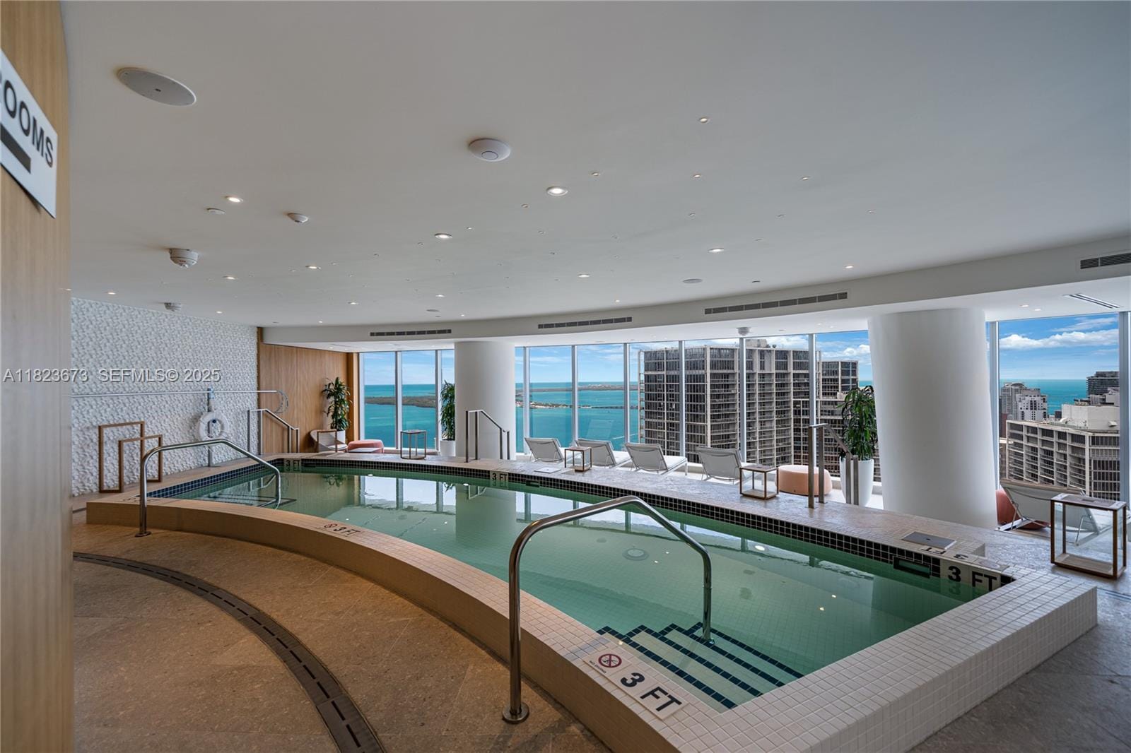300 Biscayne Blvd Way 4301, Miami, FL 33131 photo 28
