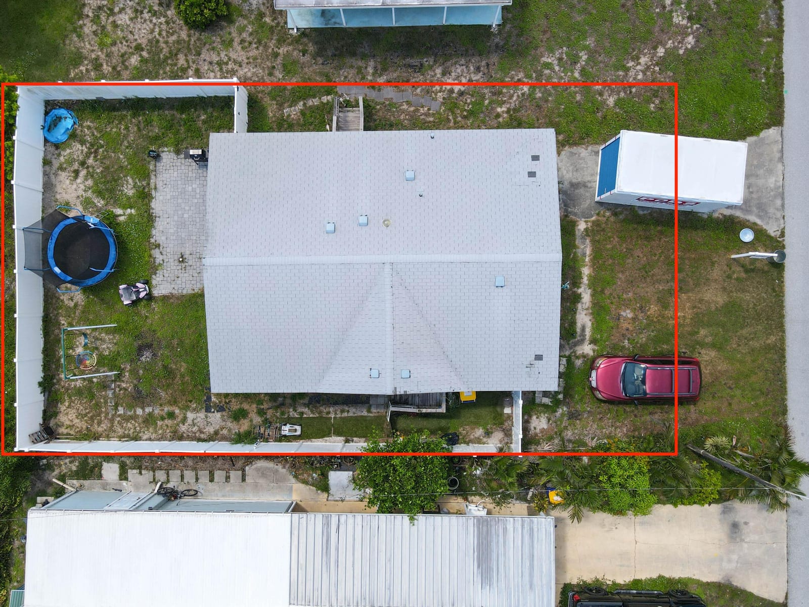 8169 SE Eagle Avenue, Hobe Sound, FL 33455 photo 2