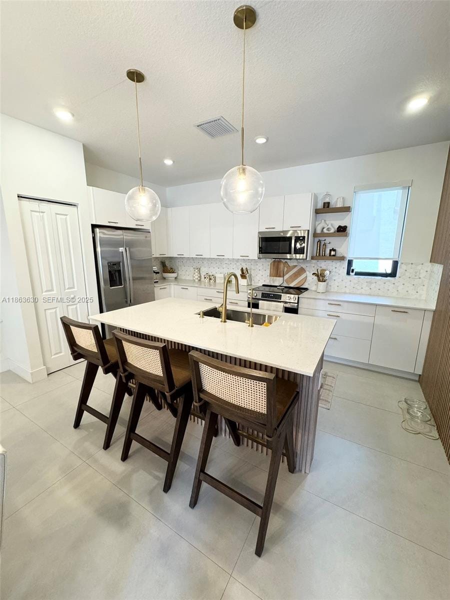 4867 NW 84th Avenue, Doral, FL 33166 photo 4