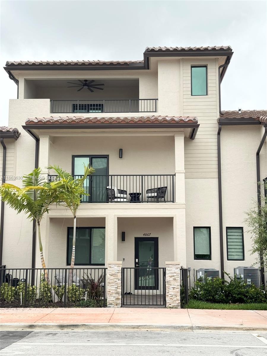 4867 NW 84th Avenue, Doral, FL 33166, Doral
