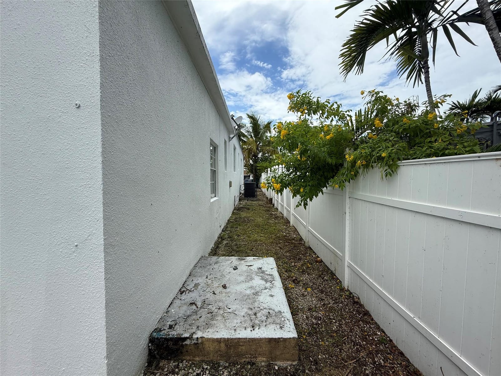 2190 SW 16th Street, Miami, FL 33145 photo 25