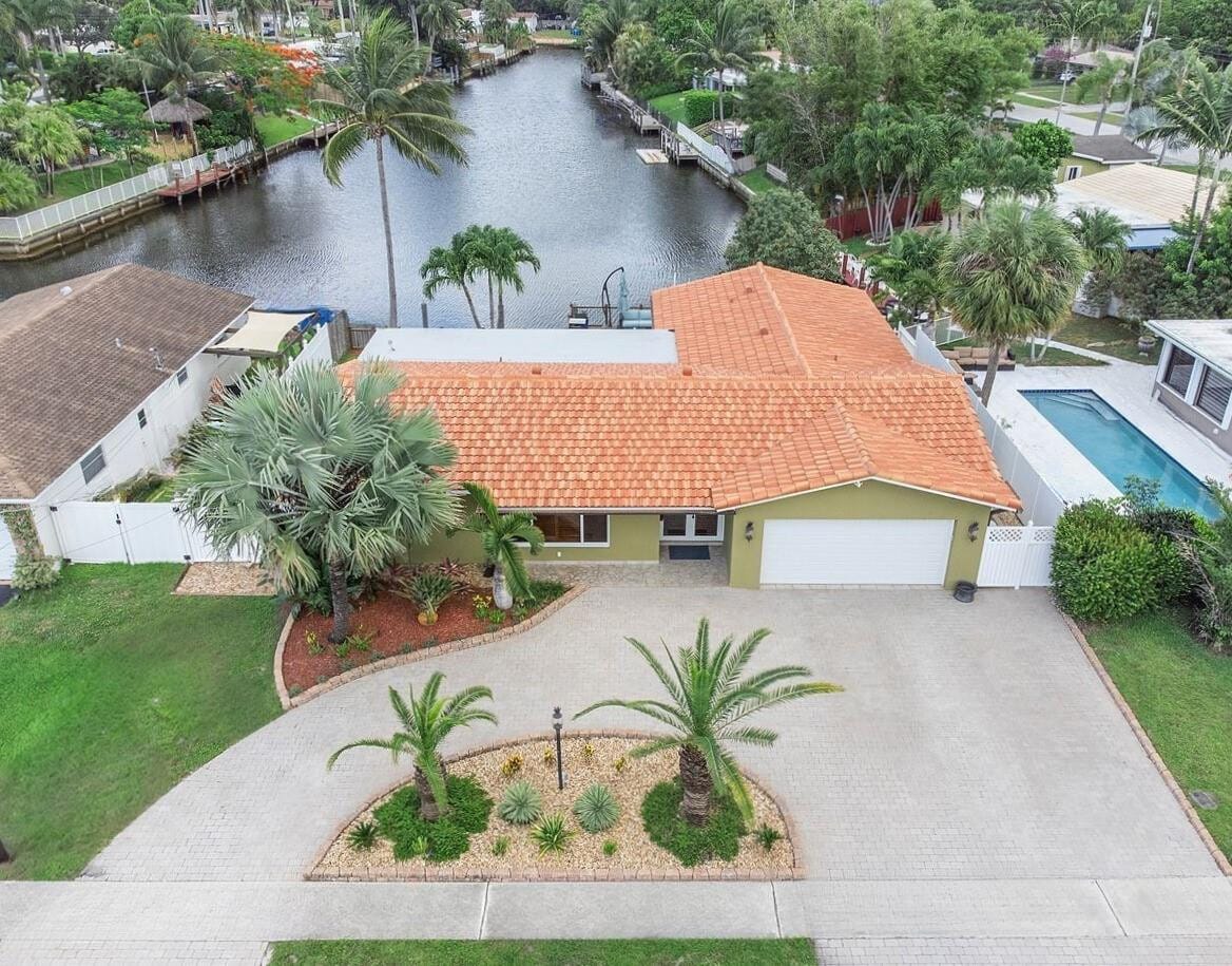 1321 SW 57th Avenue, Plantation, FL 33317