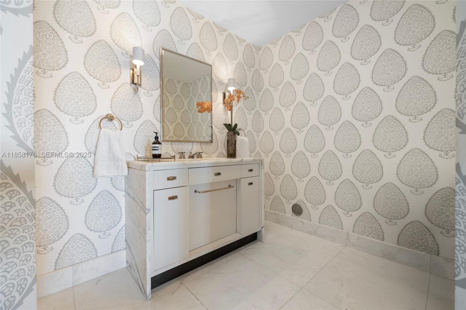 7133 Fisher Island Drive 7133, Miami Beach, FL 33109 photo 24