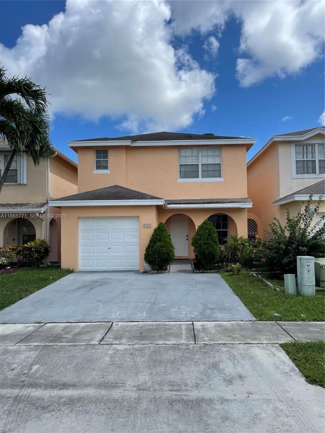 4030 Eastridge Circle, Deerfield Beach, FL 33064