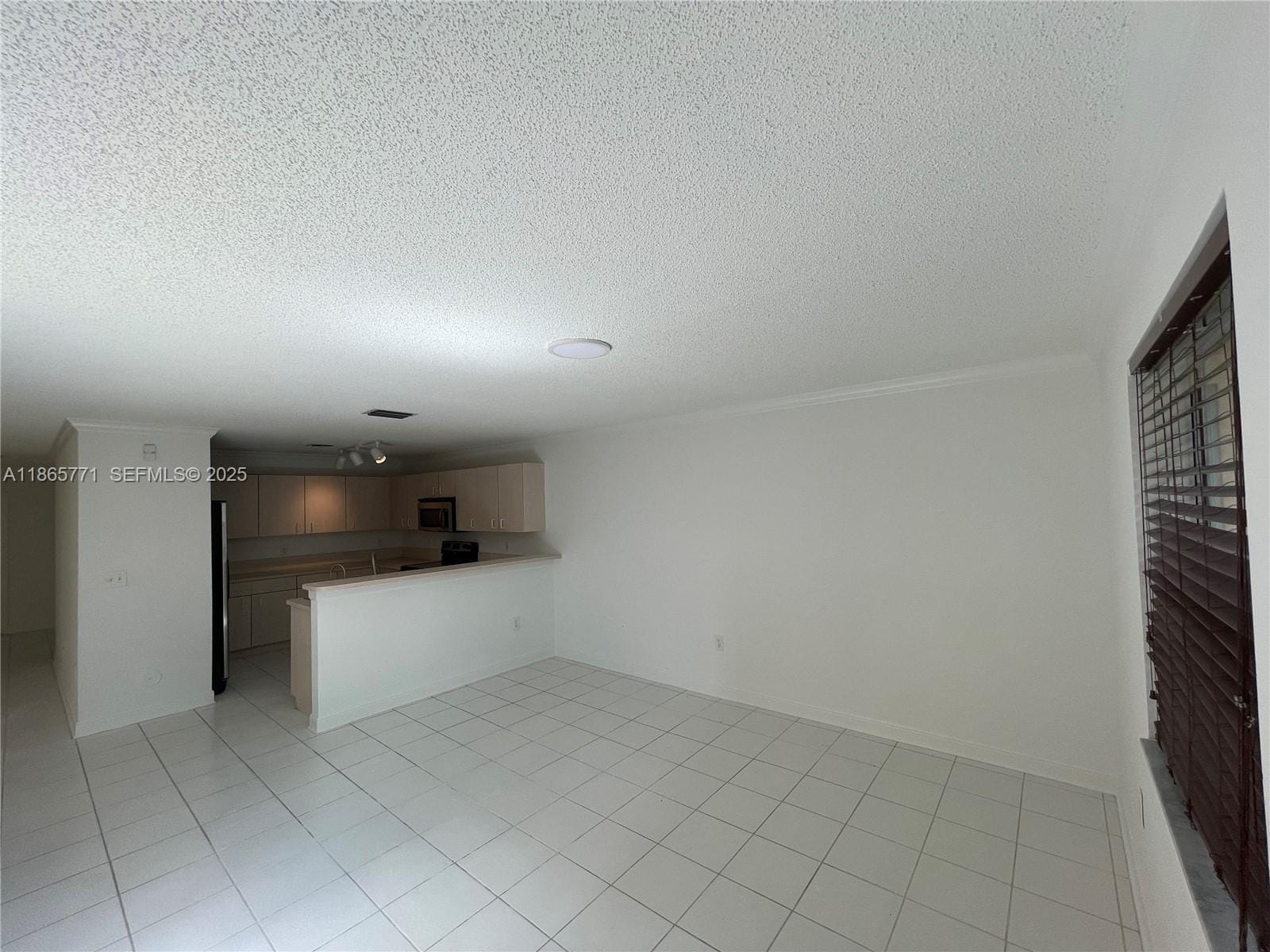 4030 Eastridge Circle, Deerfield Beach, FL 33064 photo 5