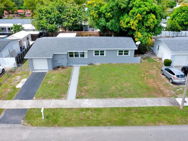 3781 NW 192nd Street, Miami Gardens, FL 33055