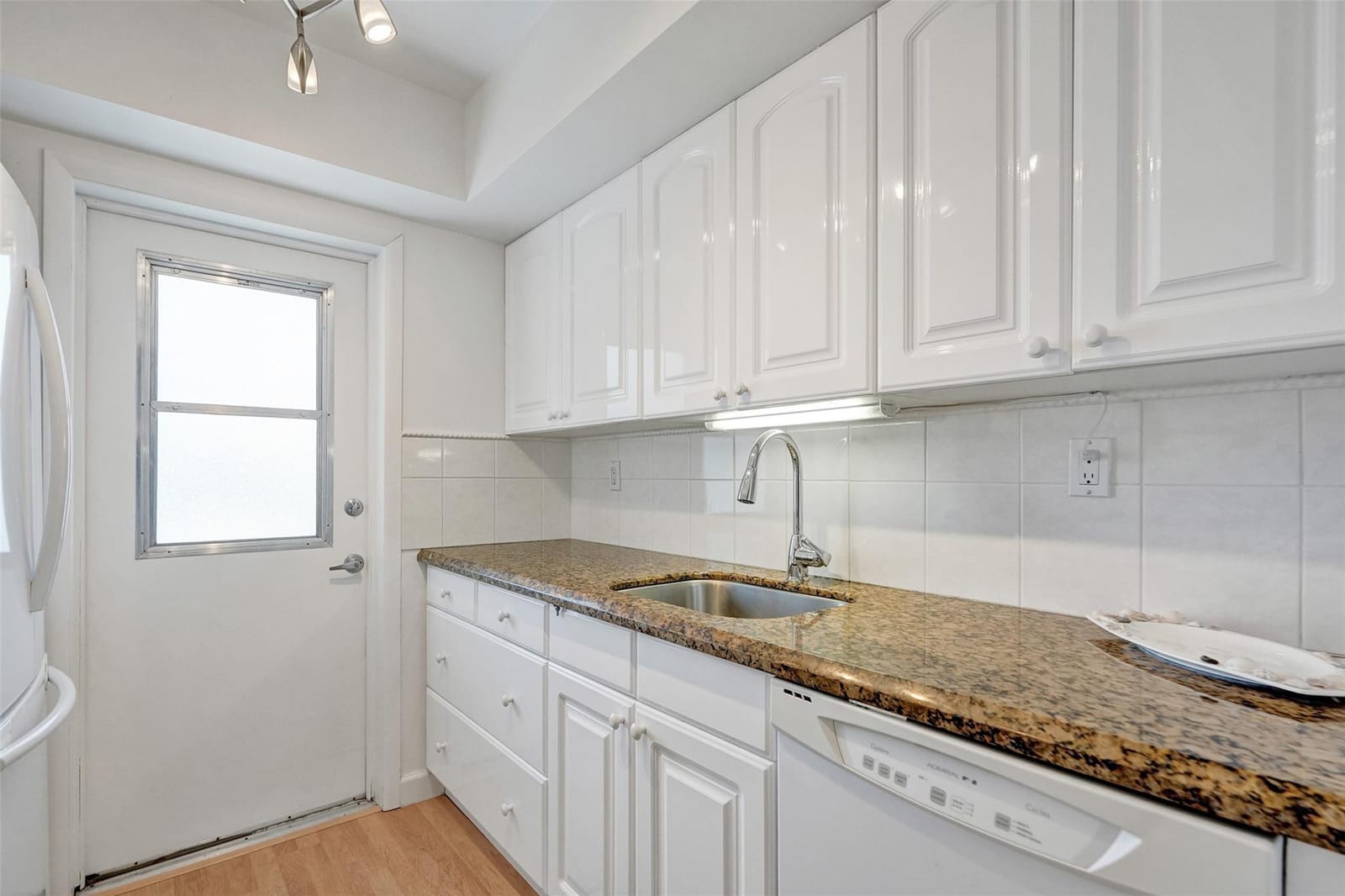 930 SE 9th Avenue 16, Pompano Beach, FL 33060 photo 17