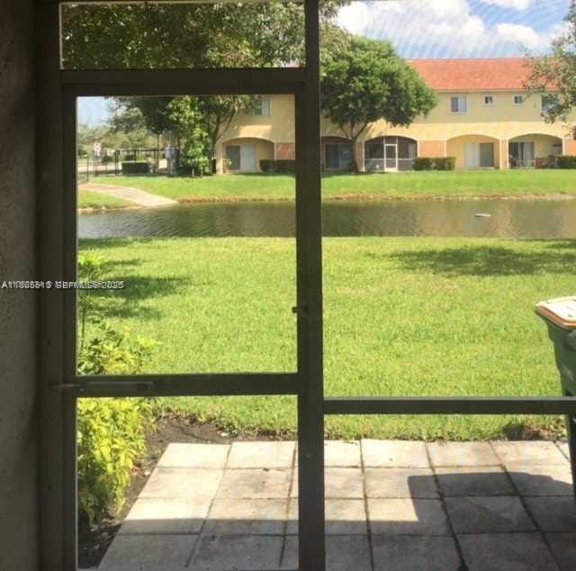 8066 Sanibel Drive 8066 — photo 12