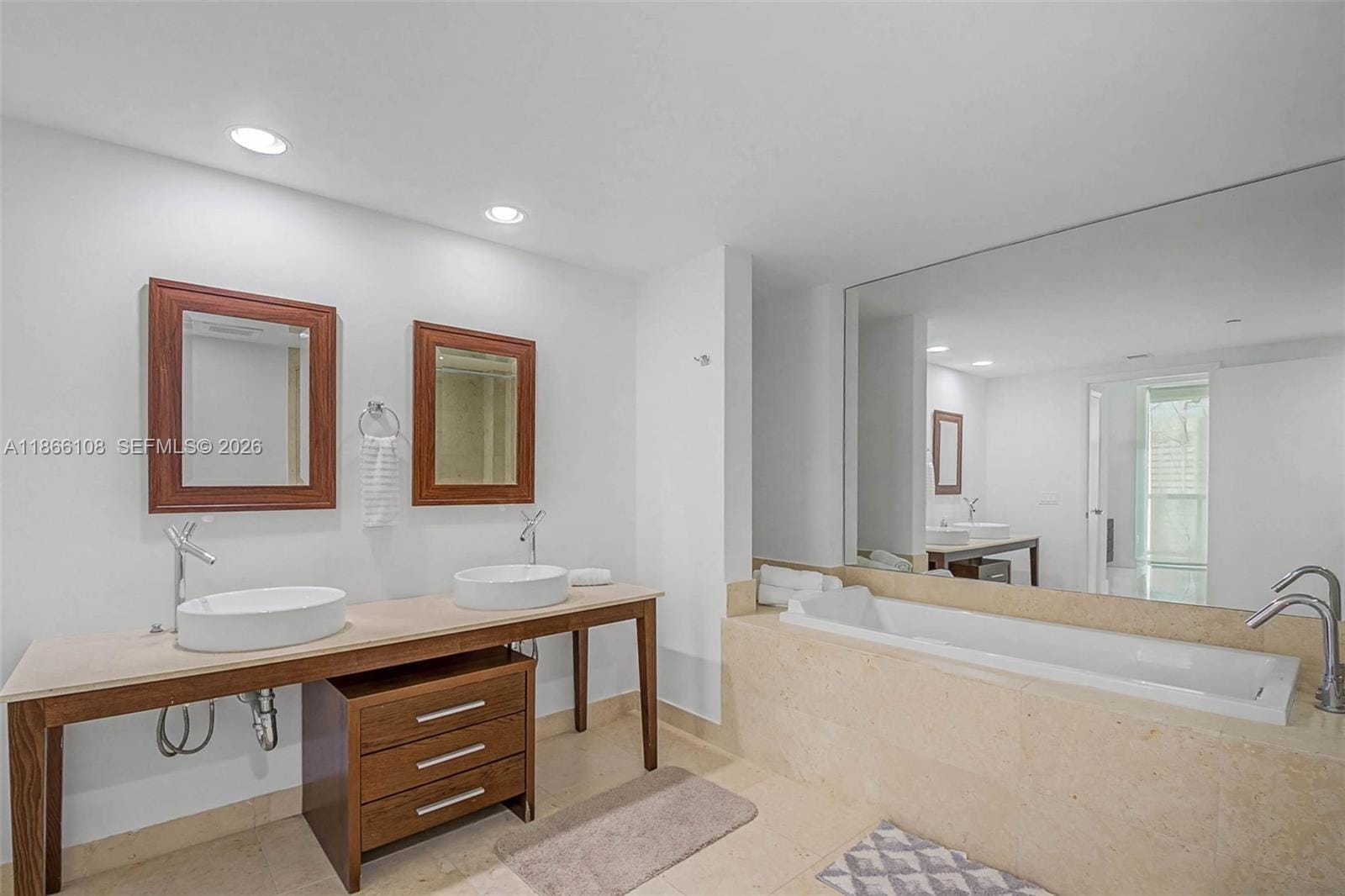 495 Brickell Avenue 3504, Miami, FL 33131 photo 9