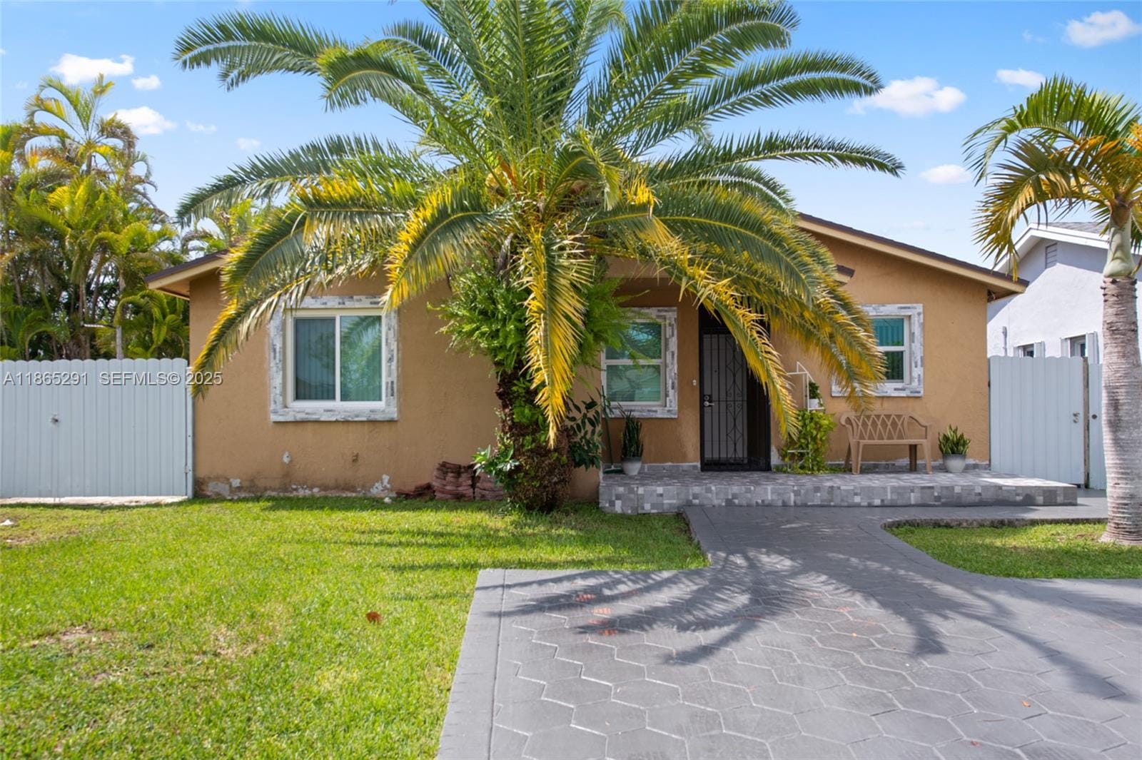 12500 SW 251st Terrace — photo 3