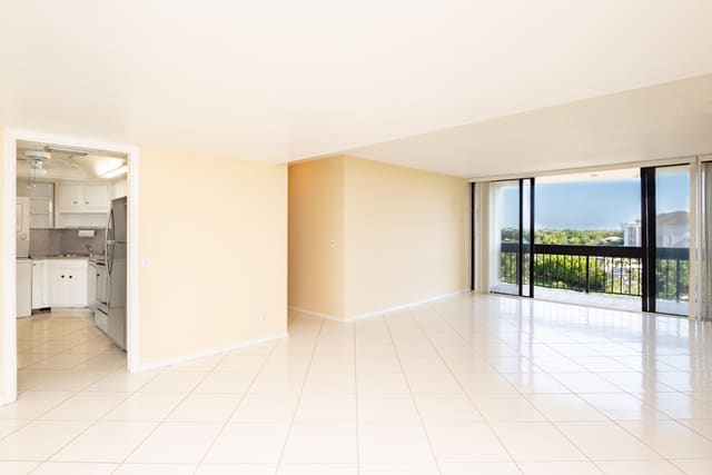 2400 Presidential Way 602, West Palm Beach, FL 33401