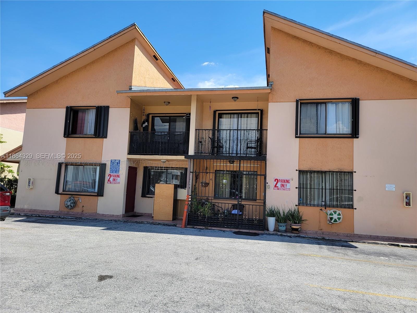 1760 W 60th Street 1, Hialeah, FL 33012