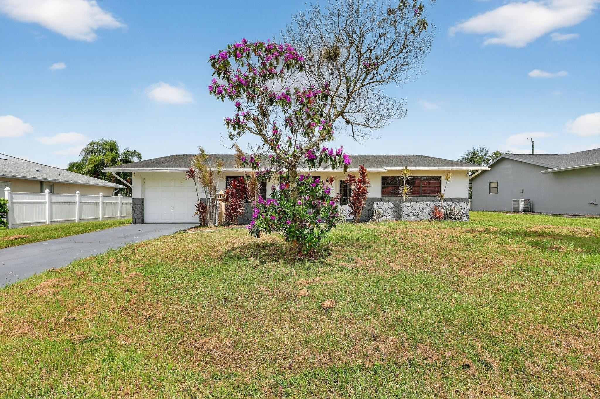 143 SW Grove Avenue, Port St. Lucie, FL 34983, Port St Lucie