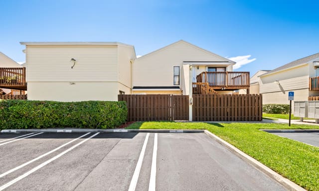 641 Executive Center Drive P104, sold in Eden Place Condo, West Palm Beach, FL