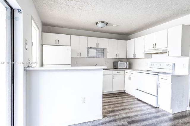 10350 SW 220th Street 254, Cutler Bay, FL 33190