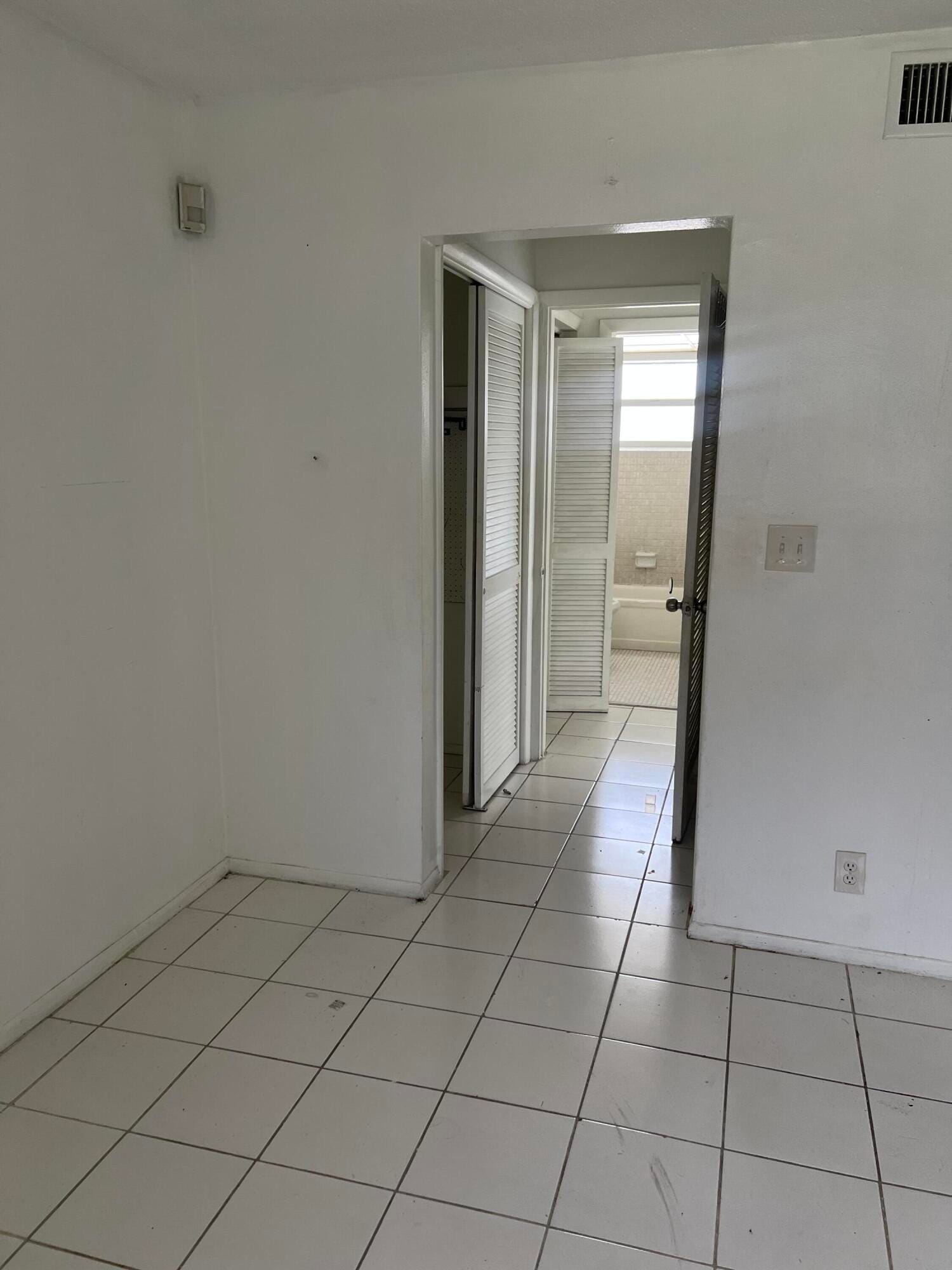 1280 NW 43rd Terrace 111, Lauderhill, FL 33313 photo 10