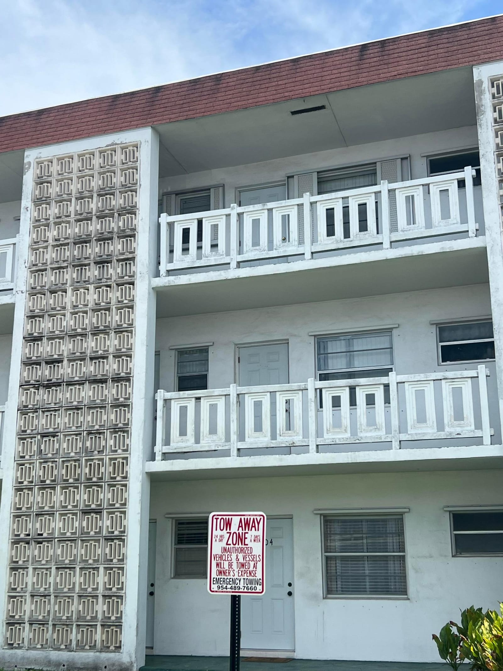 1280 NW 43rd Terrace 111, Lauderhill, FL 33313