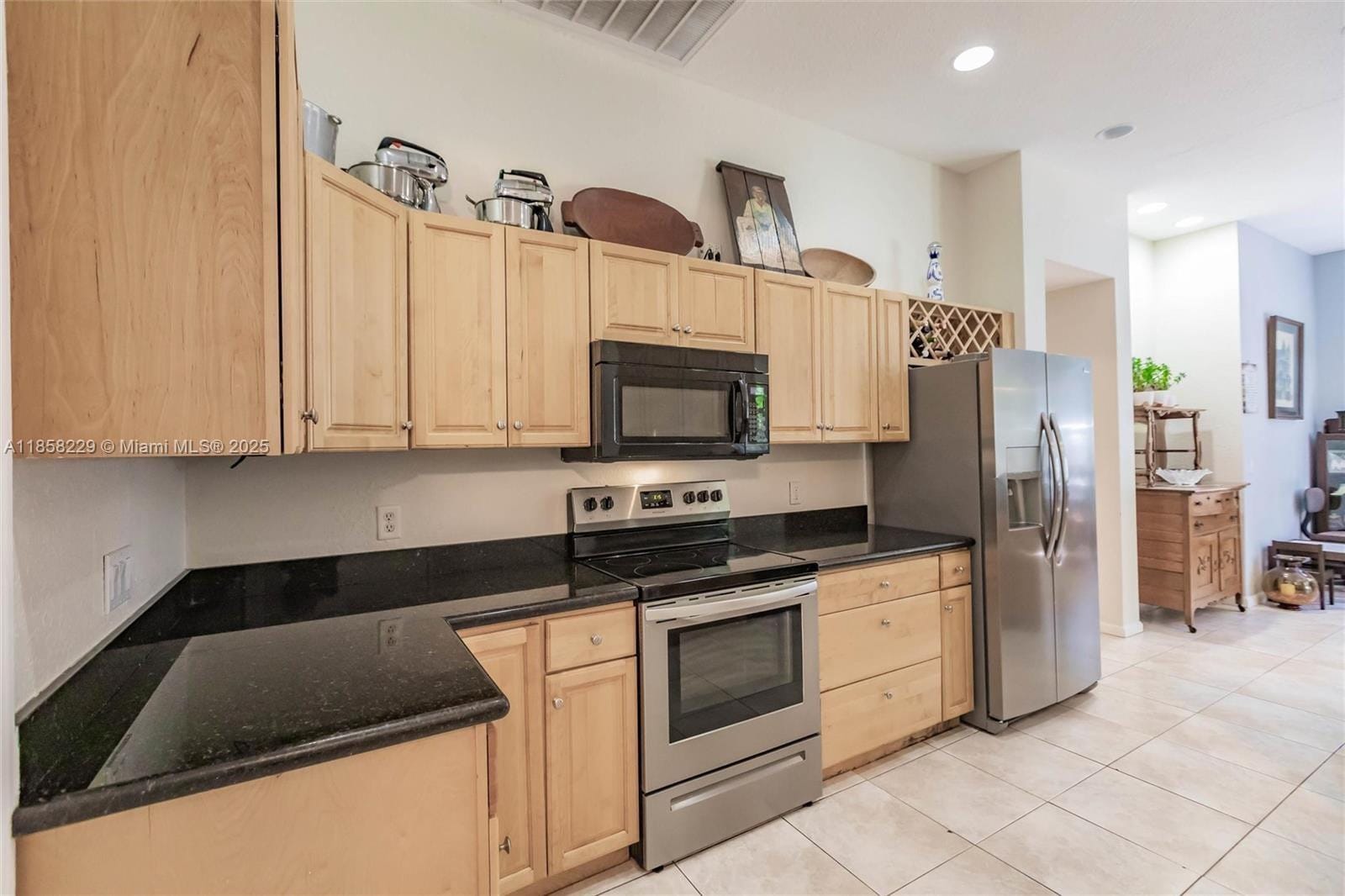 5407 Seagrape Drive — photo 6