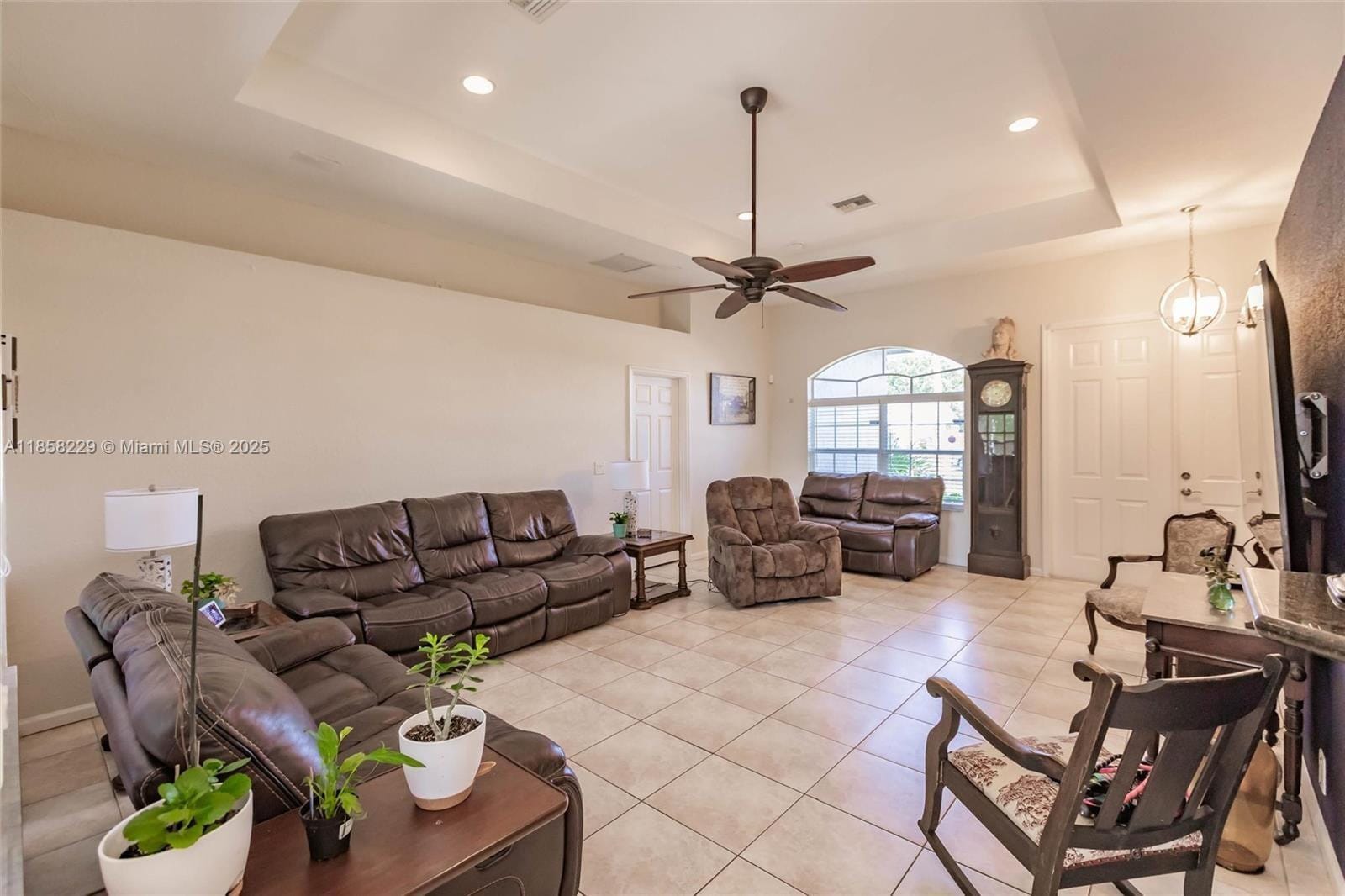 5407 Seagrape Drive — photo 9